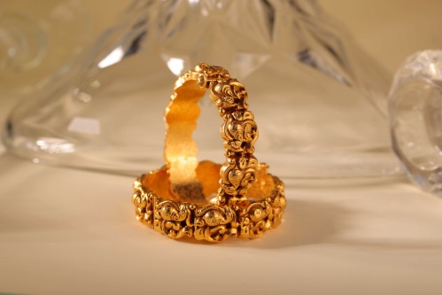 Popular Gold Mart antique jewellery